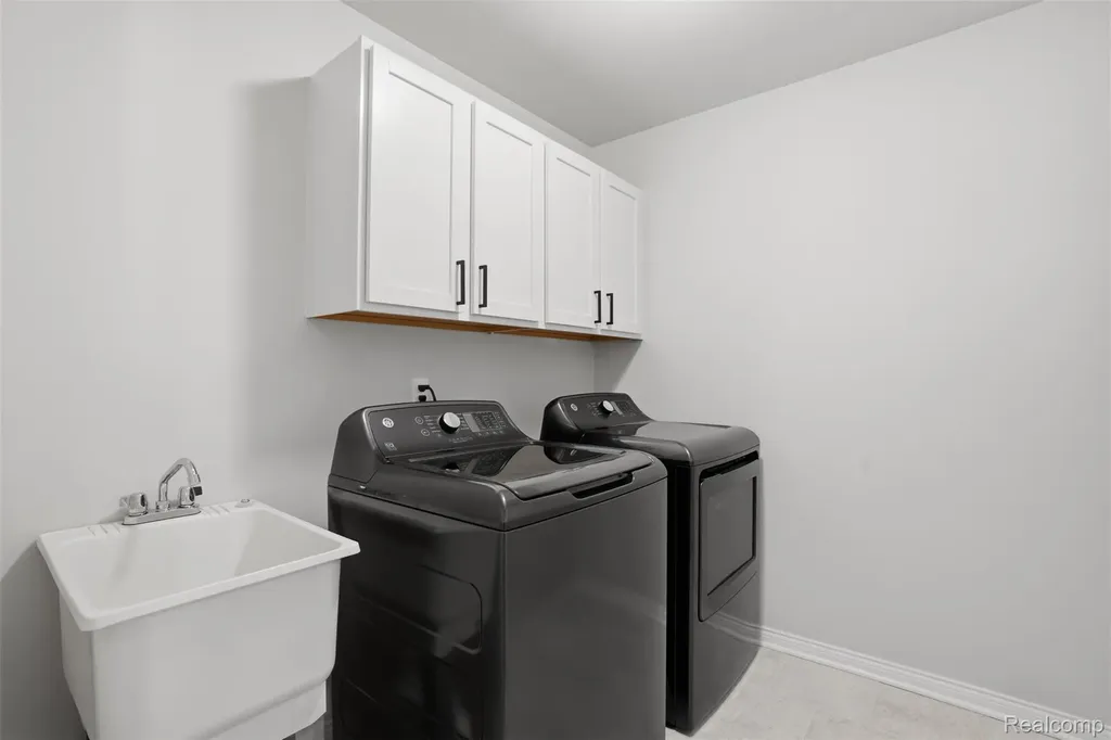 33806 Au Sable Drive Chesterfield Township MI 48047