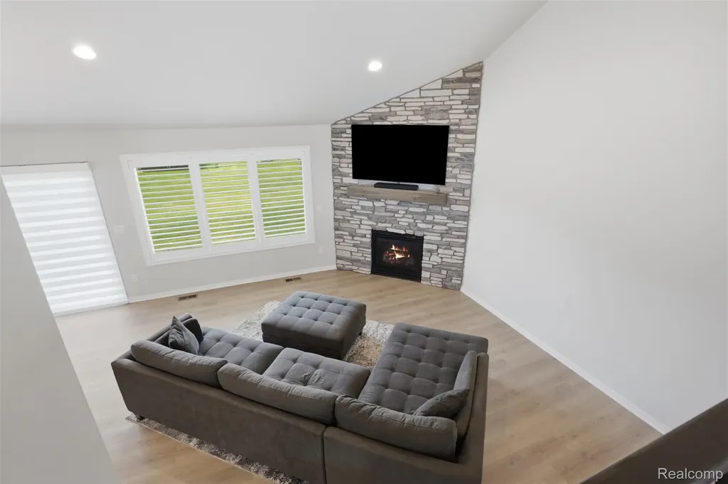 33806 Au Sable Drive Chesterfield Township MI 48047