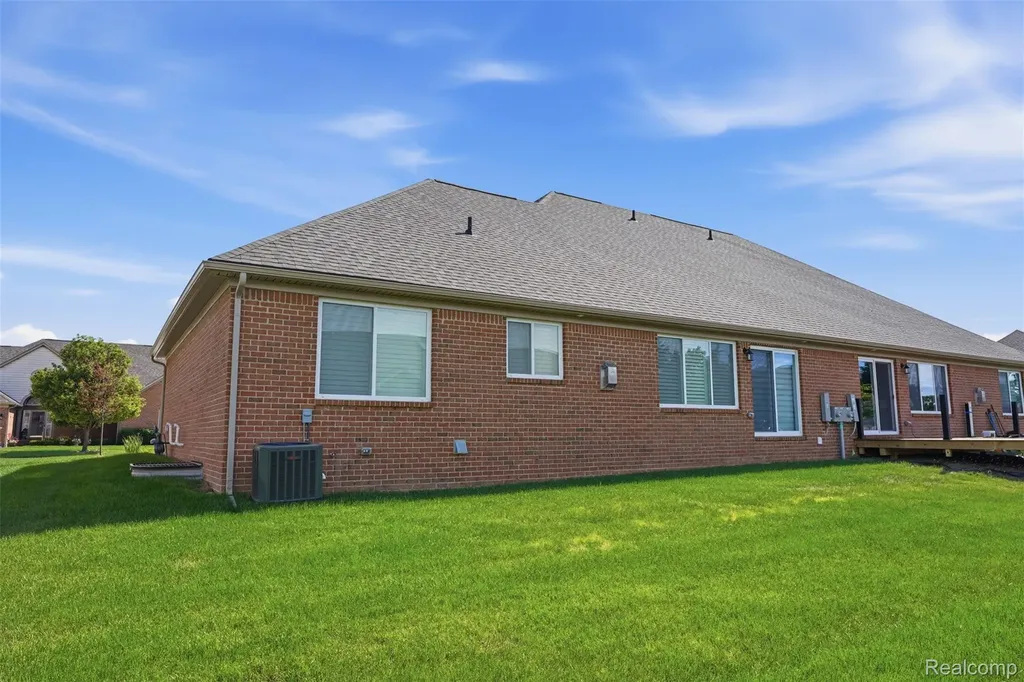 33806 Au Sable Drive Chesterfield Township MI 48047