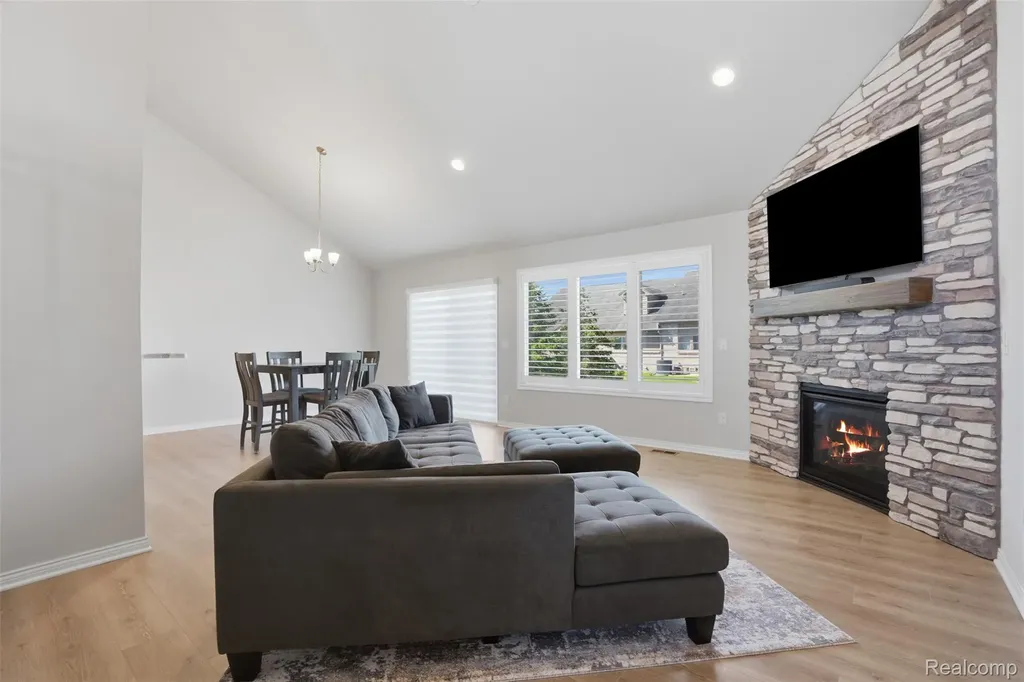 33806 Au Sable Drive Chesterfield Township MI 48047