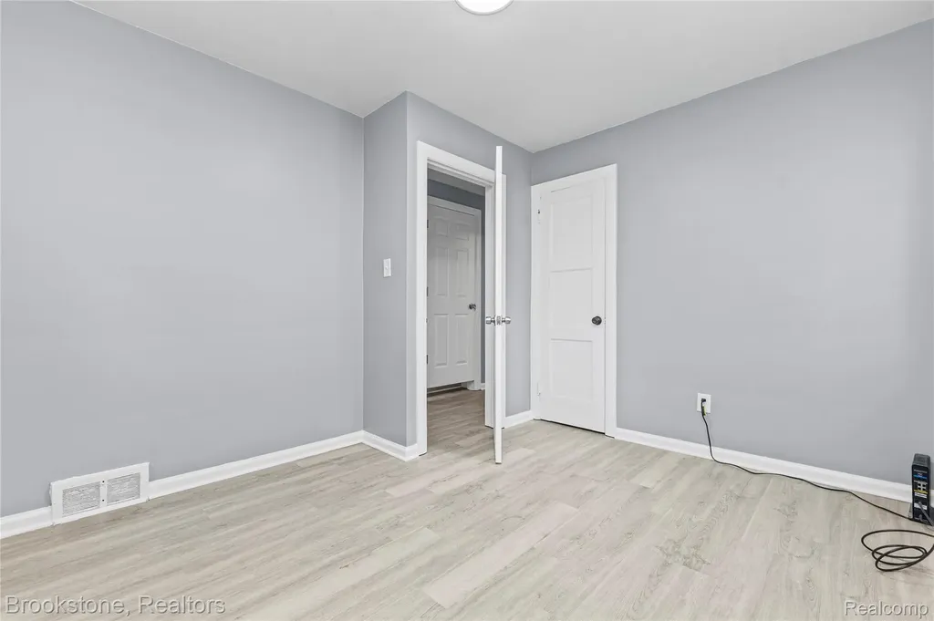 20214 Greeley Street Detroit City MI 48203