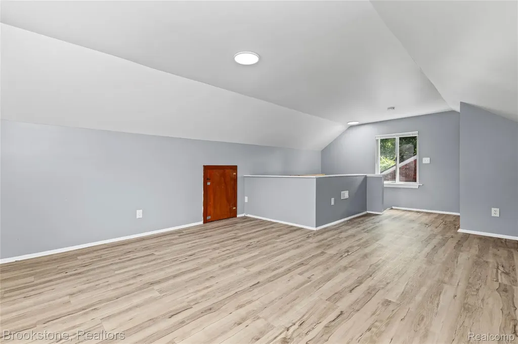 20214 Greeley Street Detroit City MI 48203