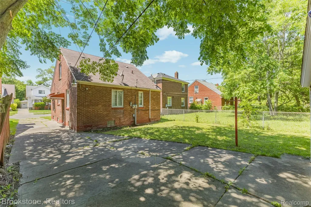 20214 Greeley Street Detroit City MI 48203