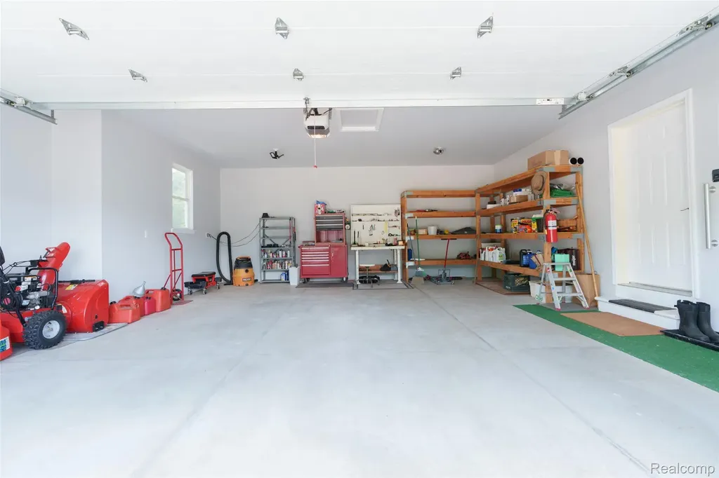 7701 Hidden Circle Drive Conway Township MI 48418