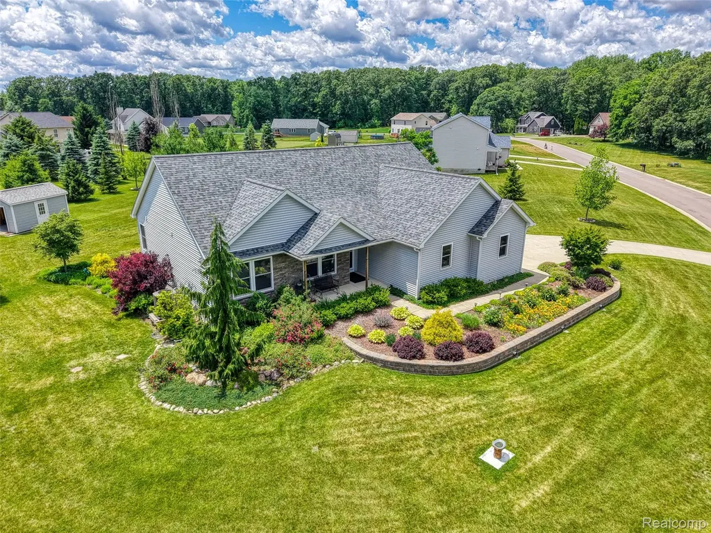 7701 Hidden Circle Drive Conway Township MI 48418