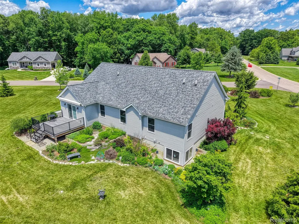 7701 Hidden Circle Drive Conway Township MI 48418