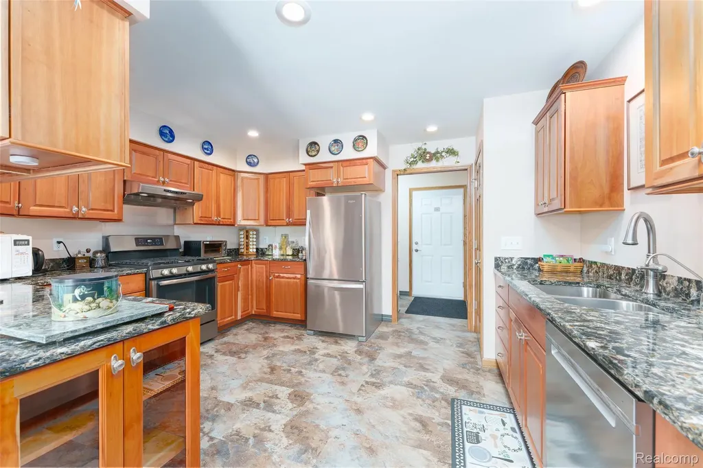7701 Hidden Circle Drive Conway Township MI 48418