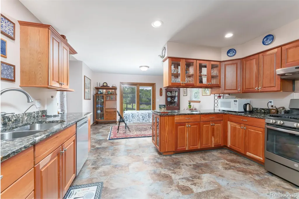 7701 Hidden Circle Drive Conway Township MI 48418