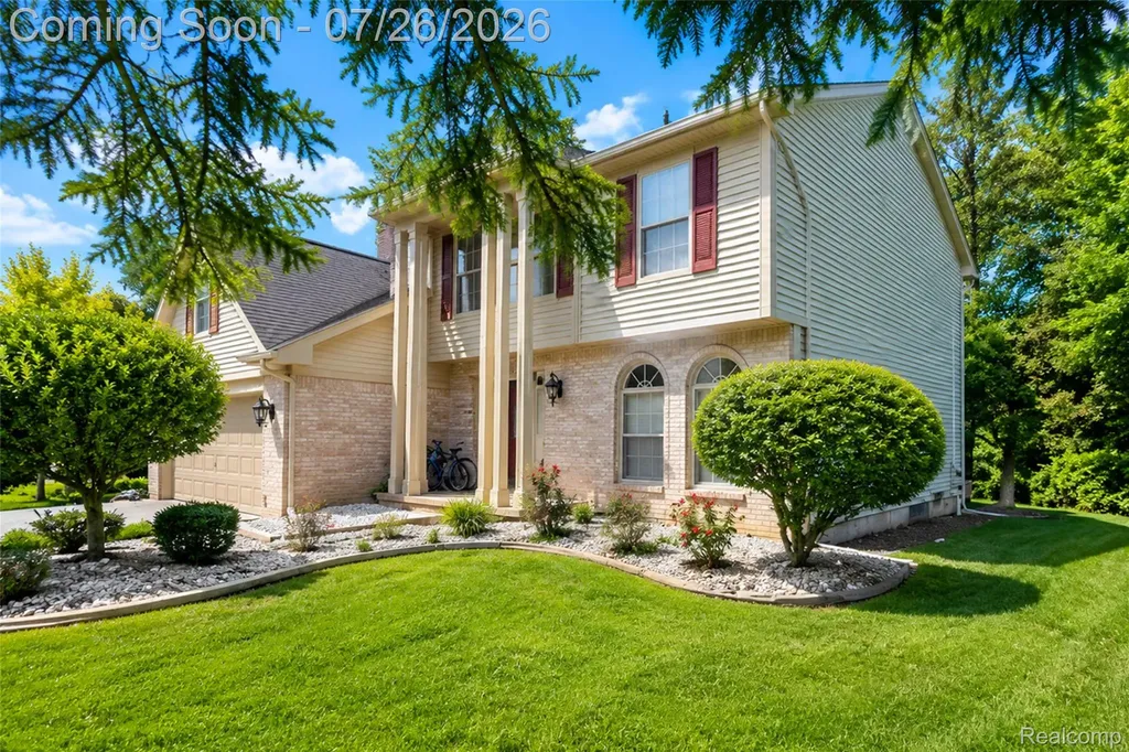 47370 Scarlet Drive N Novi City MI 48374