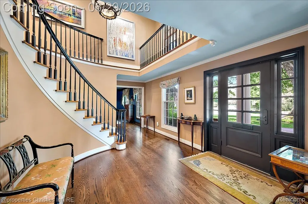 950 E Glengarry Circle Bloomfield Hills City MI 48301