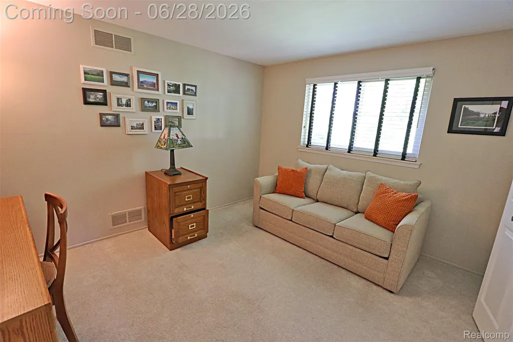 9391 Mayflower Court Plymouth Charter Township MI 48170