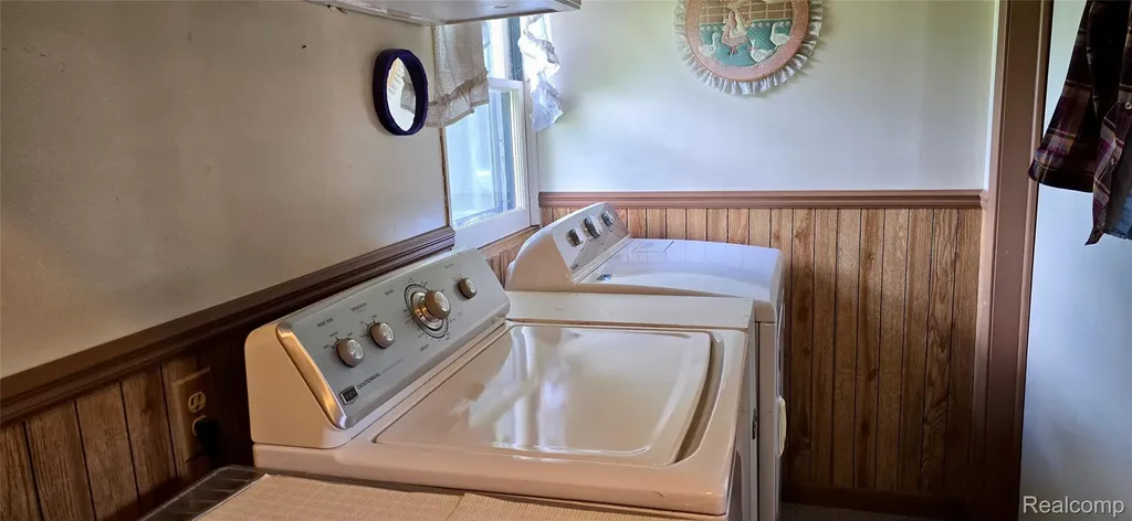 11141 Spencer Road Brighton Township MI 48114