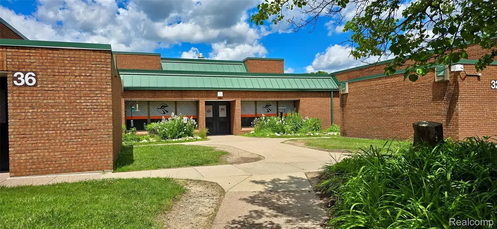 11141 Spencer Road Brighton Township MI 48114