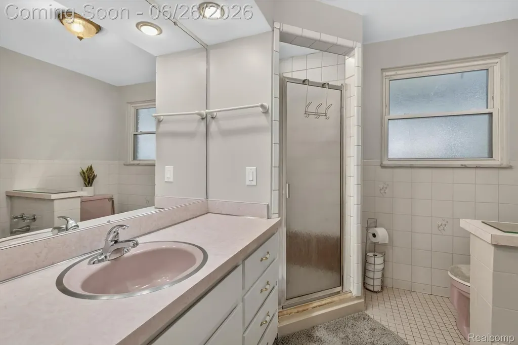 17127 Hamilton Avenue Allen Park City MI 48101