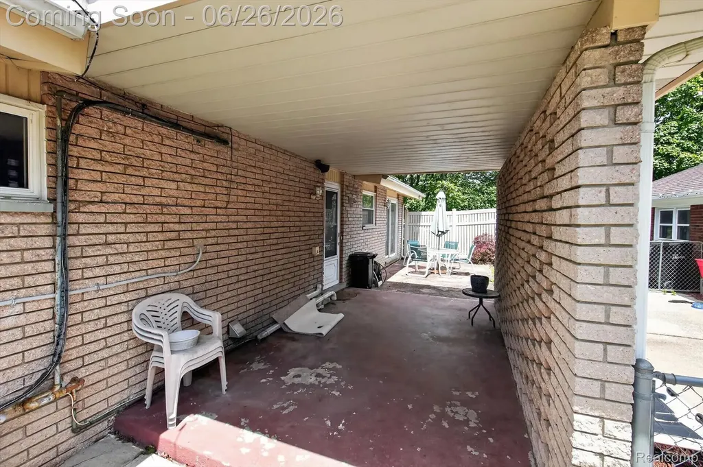 17127 Hamilton Avenue Allen Park City MI 48101