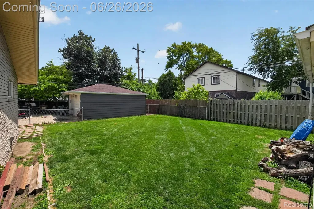 17127 Hamilton Avenue Allen Park City MI 48101
