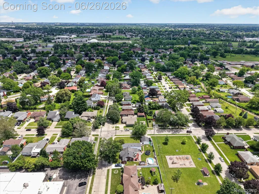 17127 Hamilton Avenue Allen Park City MI 48101
