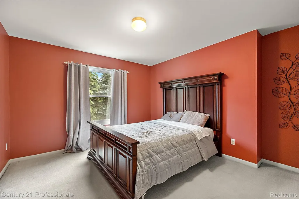 8117 Remington Court Independence Charter Township MI 48348