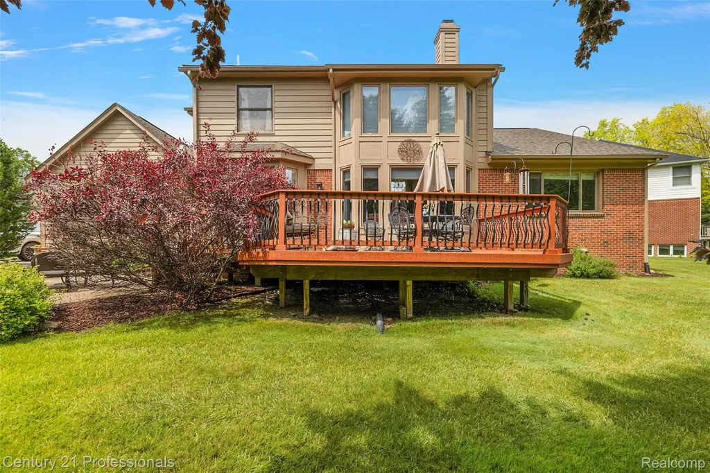 8117 Remington Court Independence Charter Township MI 48348