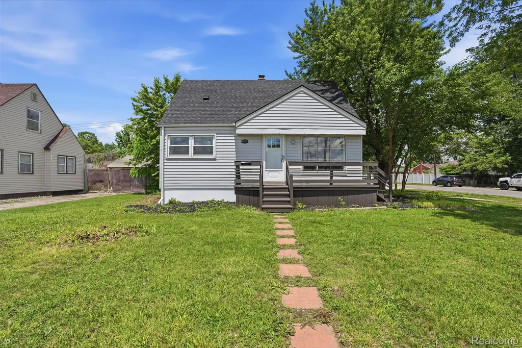 31714 Cherry Hill Road Garden City City MI 48135
