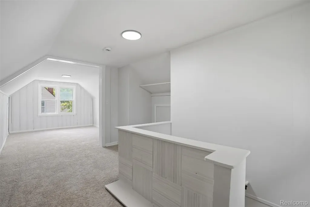 31714 Cherry Hill Road Garden City City MI 48135