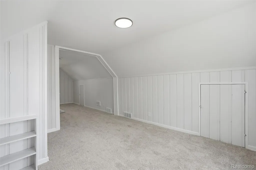 31714 Cherry Hill Road Garden City City MI 48135