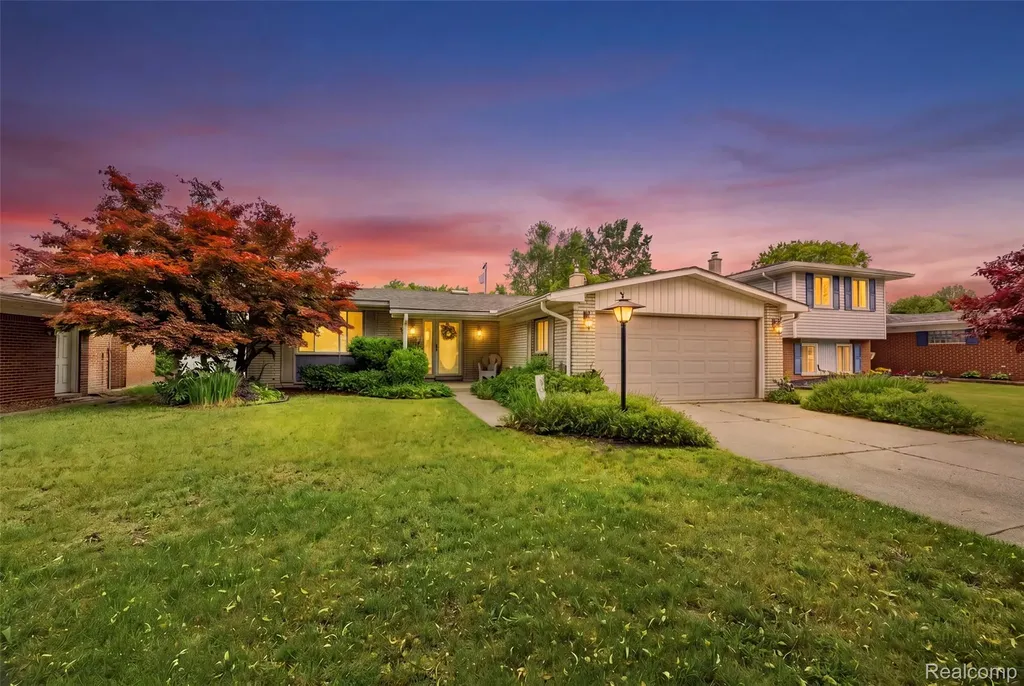 38750 Grandon Street Livonia City MI 48150