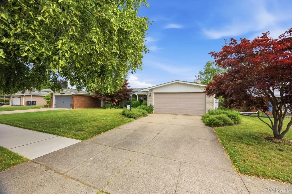 38750 Grandon Street Livonia City MI 48150