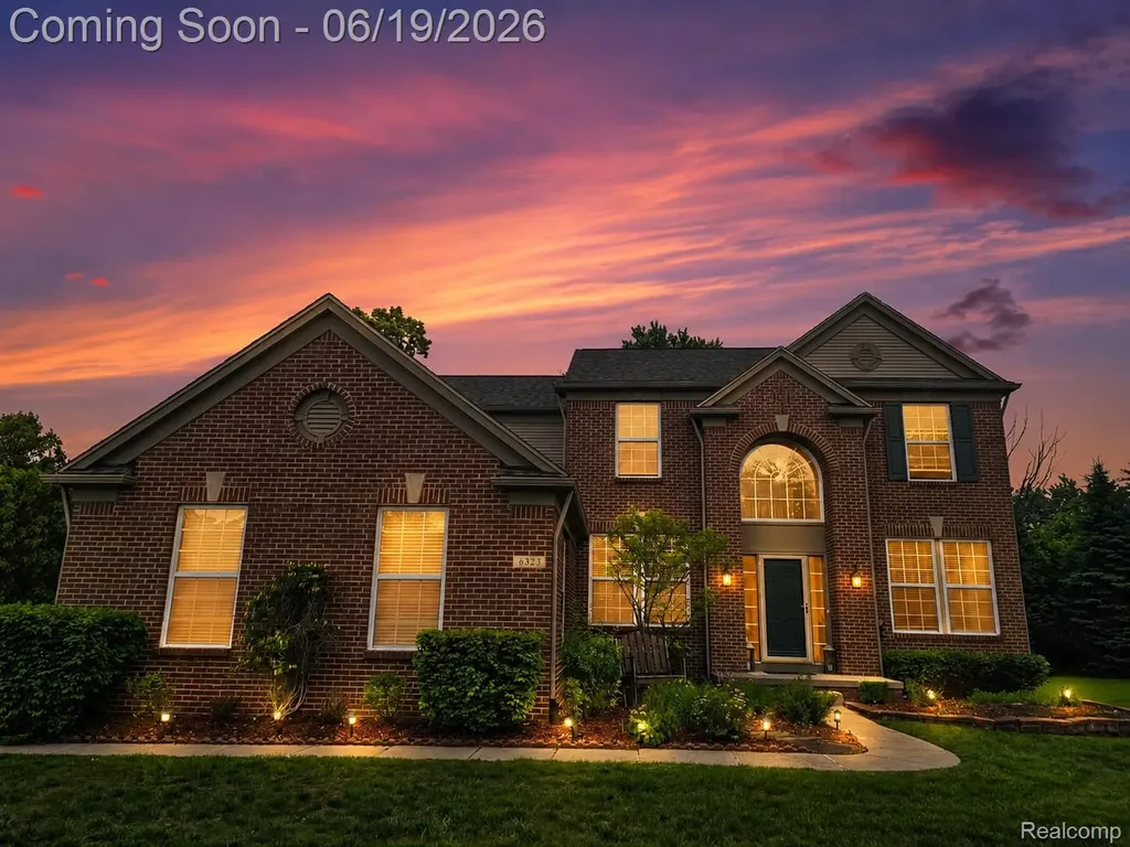 6323 Moonstone Drive Grand Blanc Charter Township MI 48439