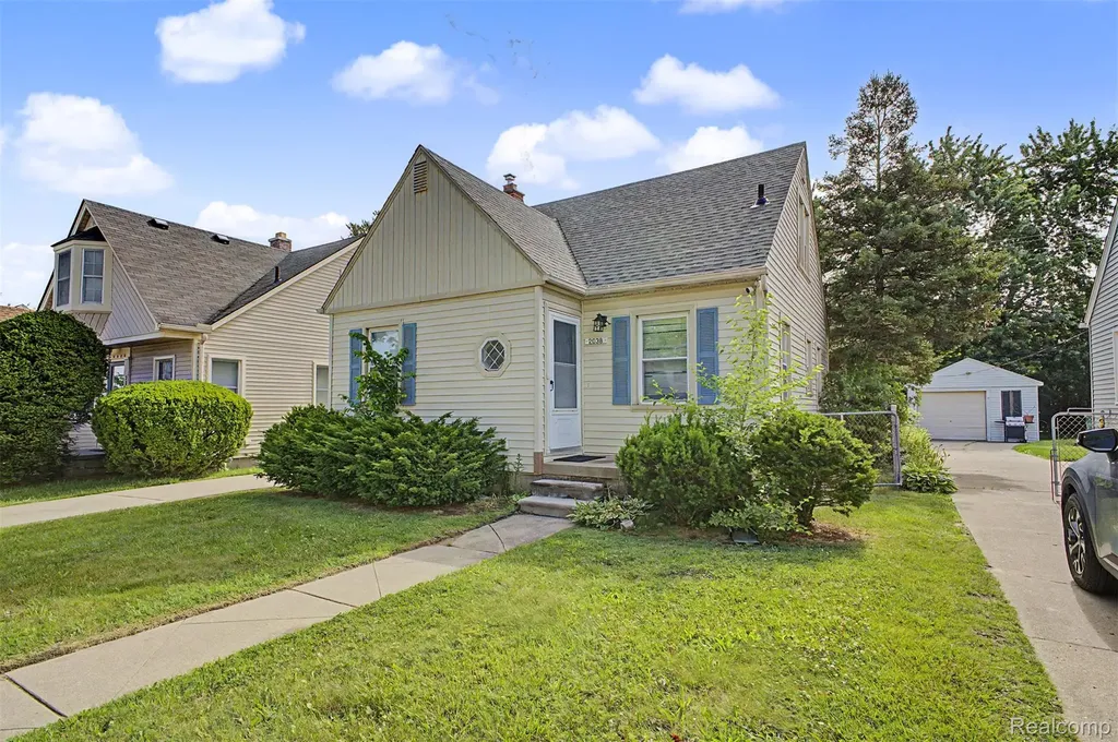 2038 N Mildred Street Dearborn City MI 48128