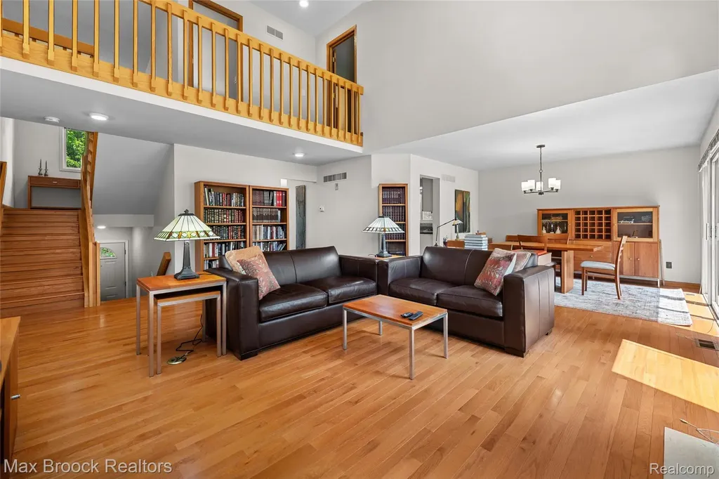 6452 Aspen Ridge Boulevard West Bloomfield Charter Township MI 48322