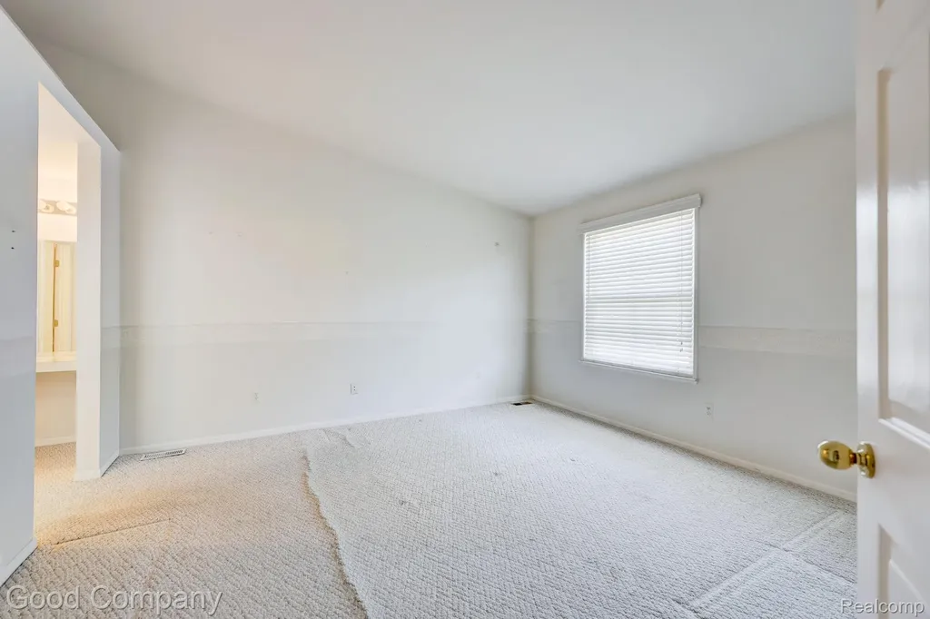 7354 Birkshire West Bloomfield Charter Township MI 48322
