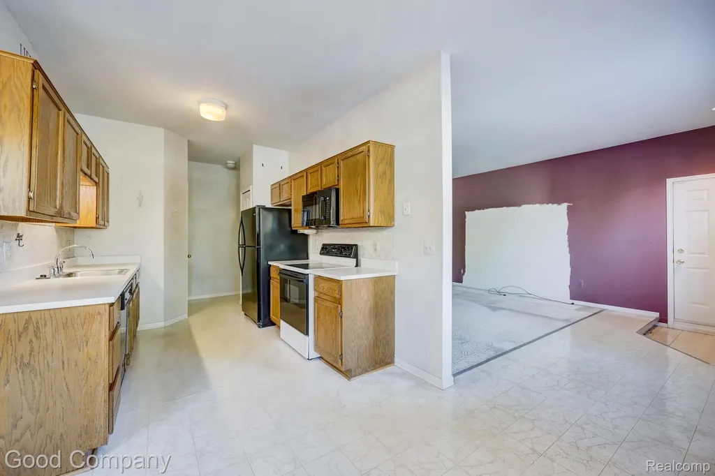 7354 Birkshire West Bloomfield Charter Township MI 48322