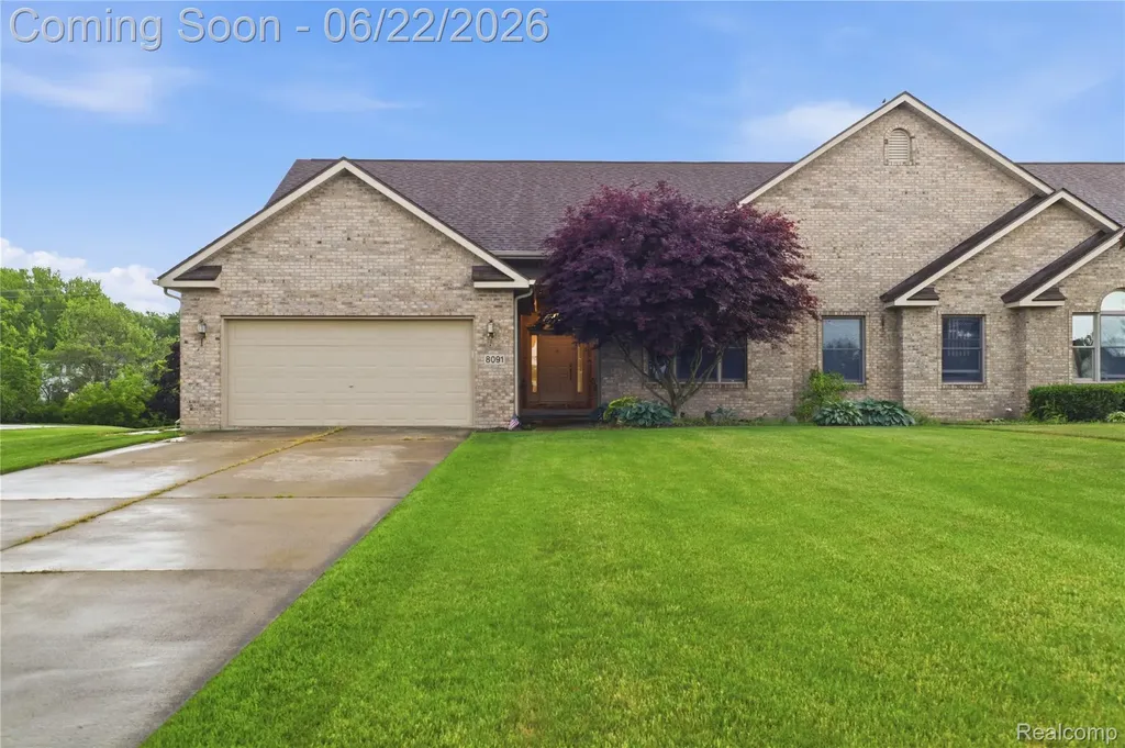 8091 Prestonwood Court Flushing Charter Township MI 48433