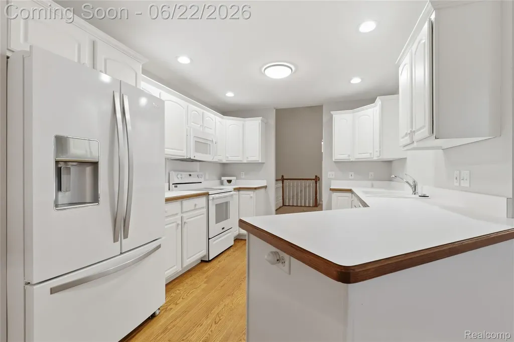 8091 Prestonwood Court Flushing Charter Township MI 48433