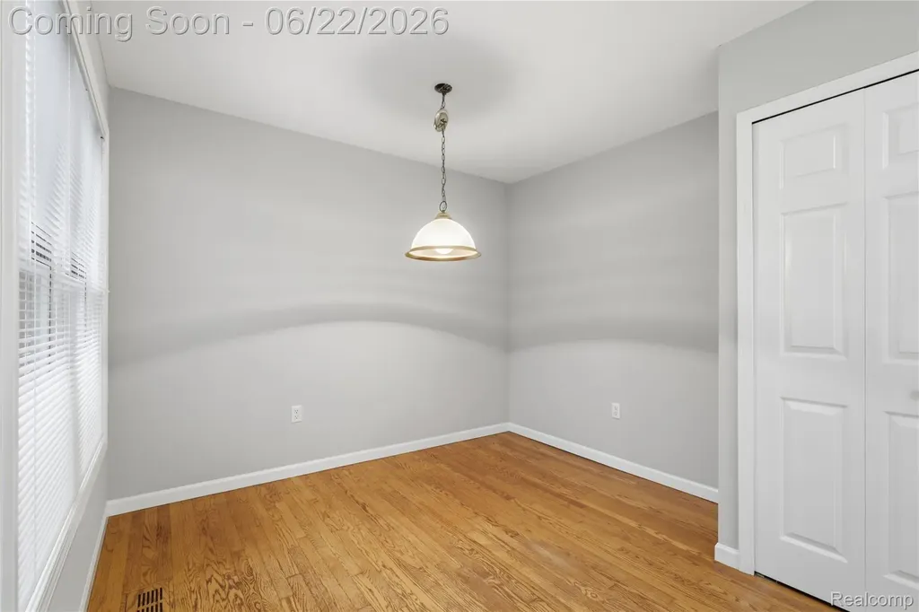 8091 Prestonwood Court Flushing Charter Township MI 48433