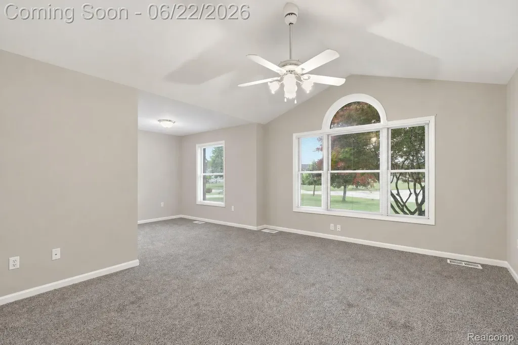 8091 Prestonwood Court Flushing Charter Township MI 48433