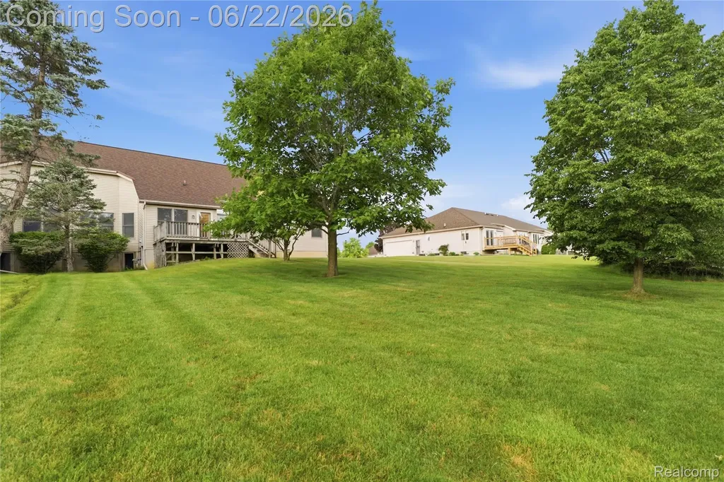 8091 Prestonwood Court Flushing Charter Township MI 48433