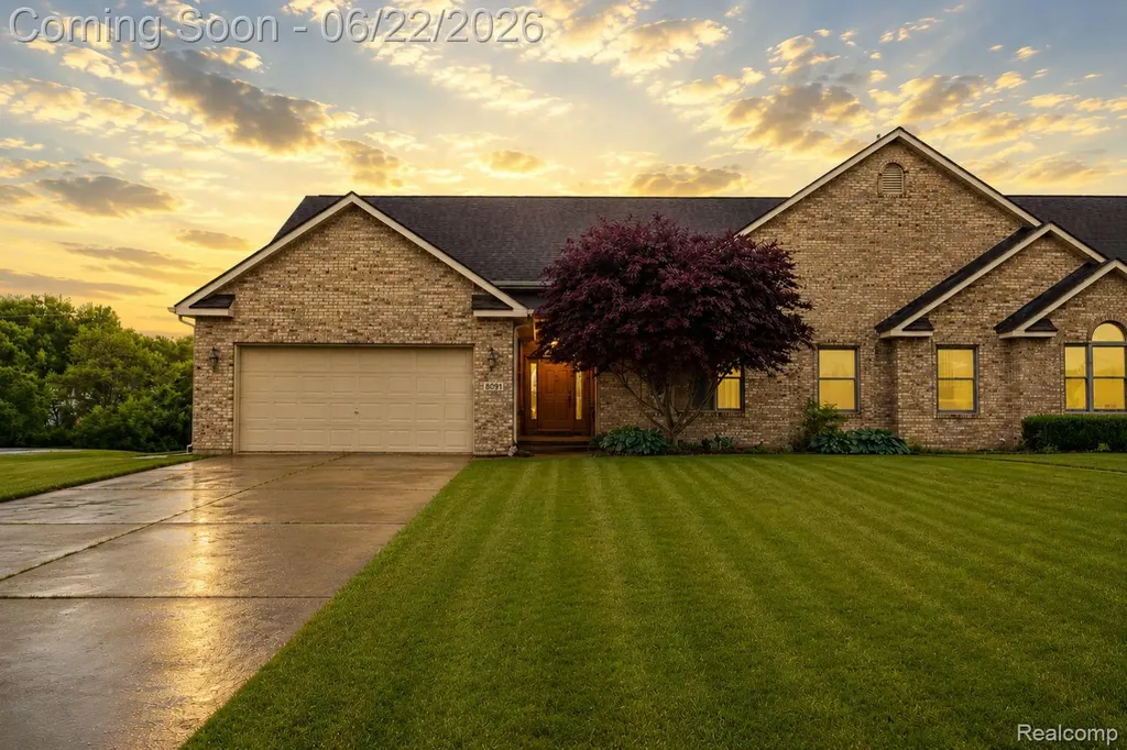 8091 Prestonwood Court Flushing Charter Township MI 48433