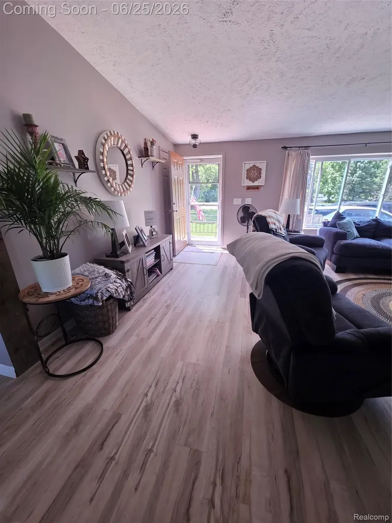 1336 W Hurd Road Vienna Charter Township MI 48420