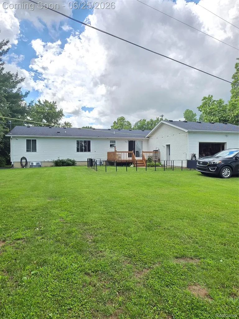 1336 W Hurd Road Vienna Charter Township MI 48420