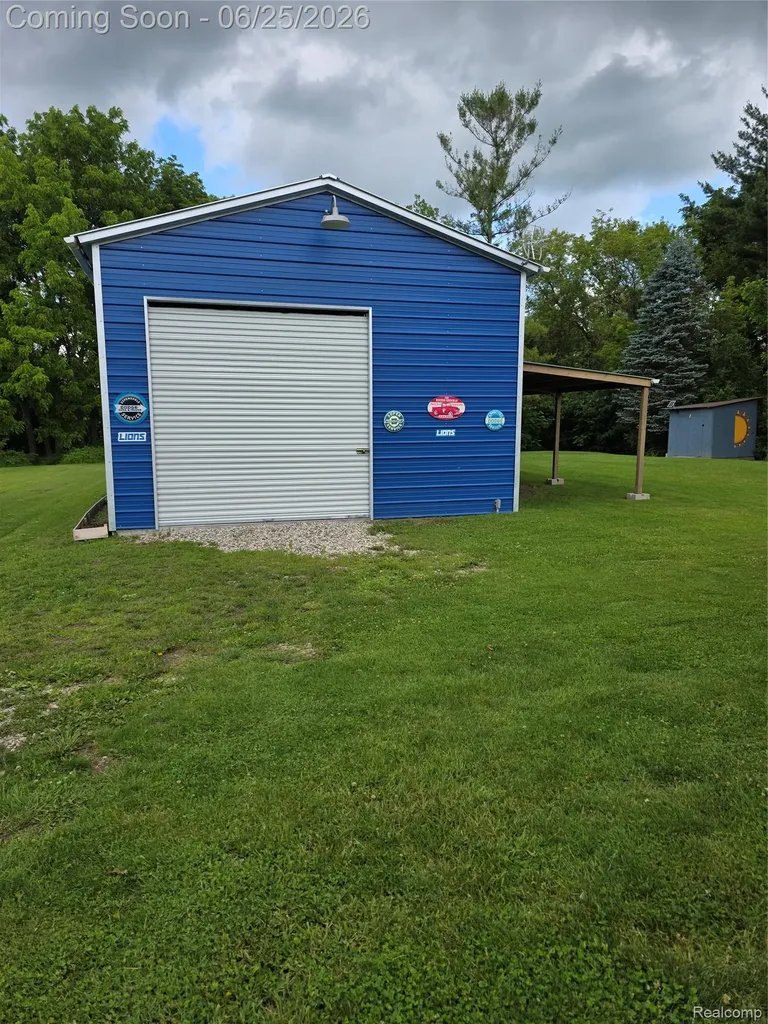 1336 W Hurd Road Vienna Charter Township MI 48420