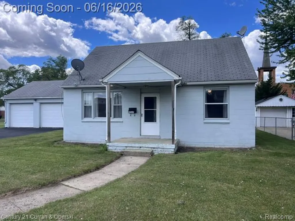 5727 Merriman Road Garden City City MI 48135