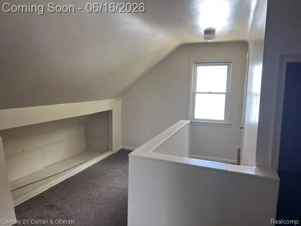 5727 Merriman Road Garden City City MI 48135