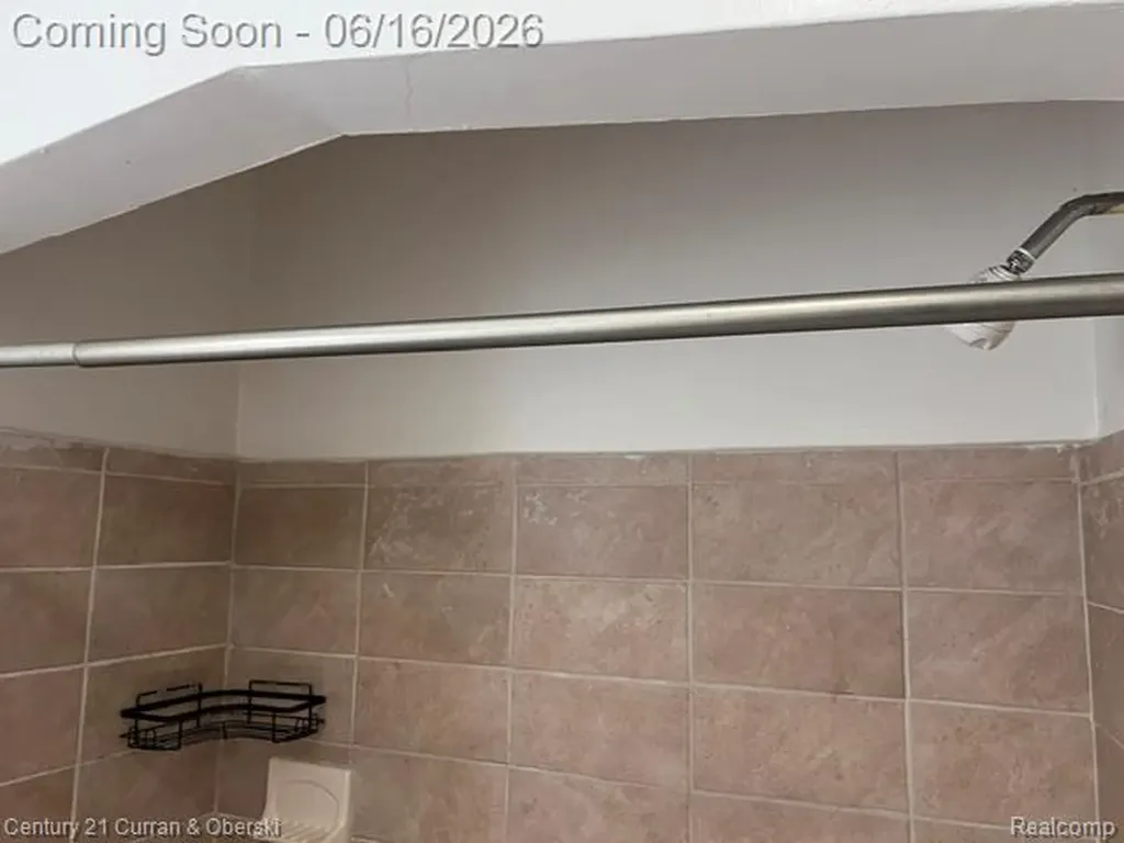 5727 Merriman Road Garden City City MI 48135