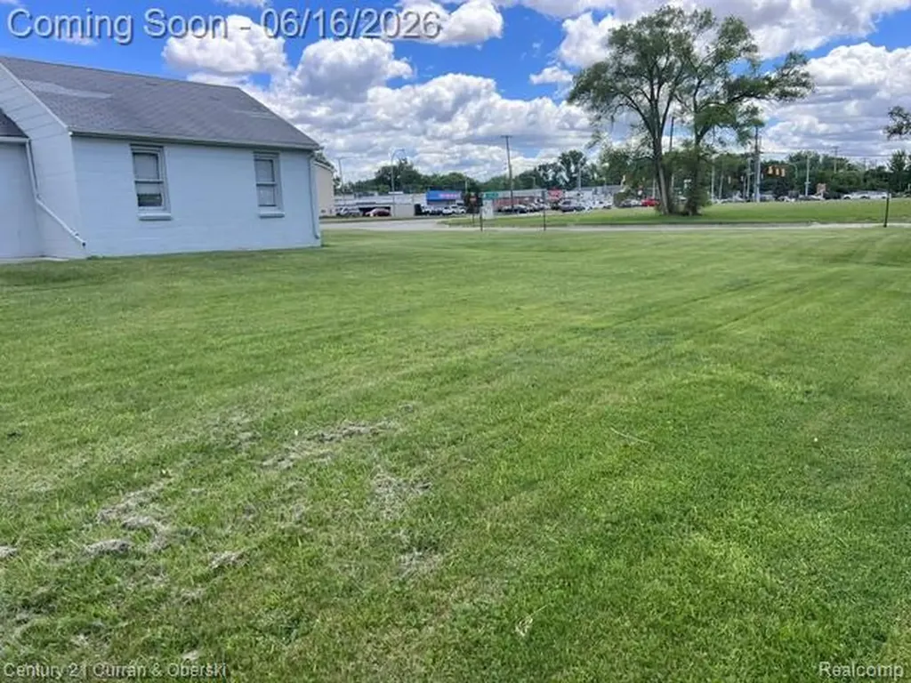 5727 Merriman Road Garden City City MI 48135