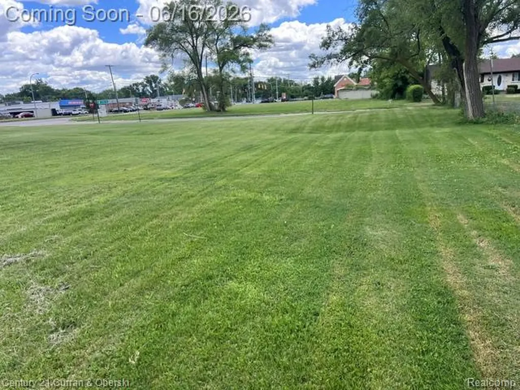 5727 Merriman Road Garden City City MI 48135