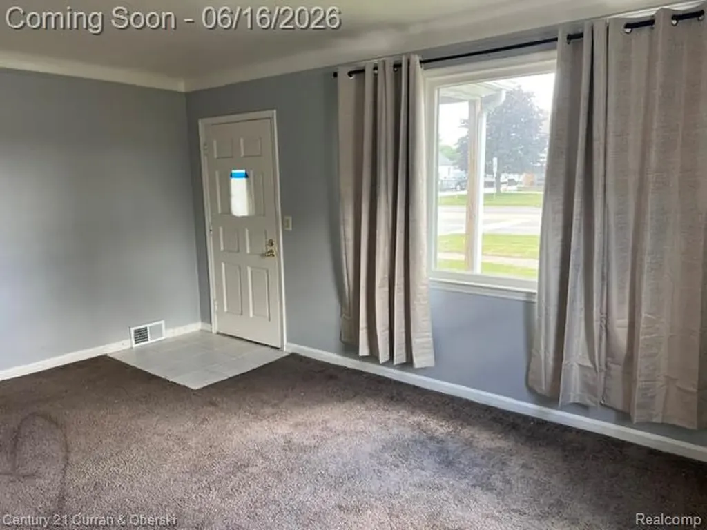 5727 Merriman Road Garden City City MI 48135