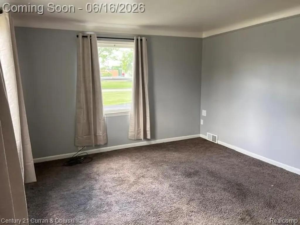 5727 Merriman Road Garden City City MI 48135
