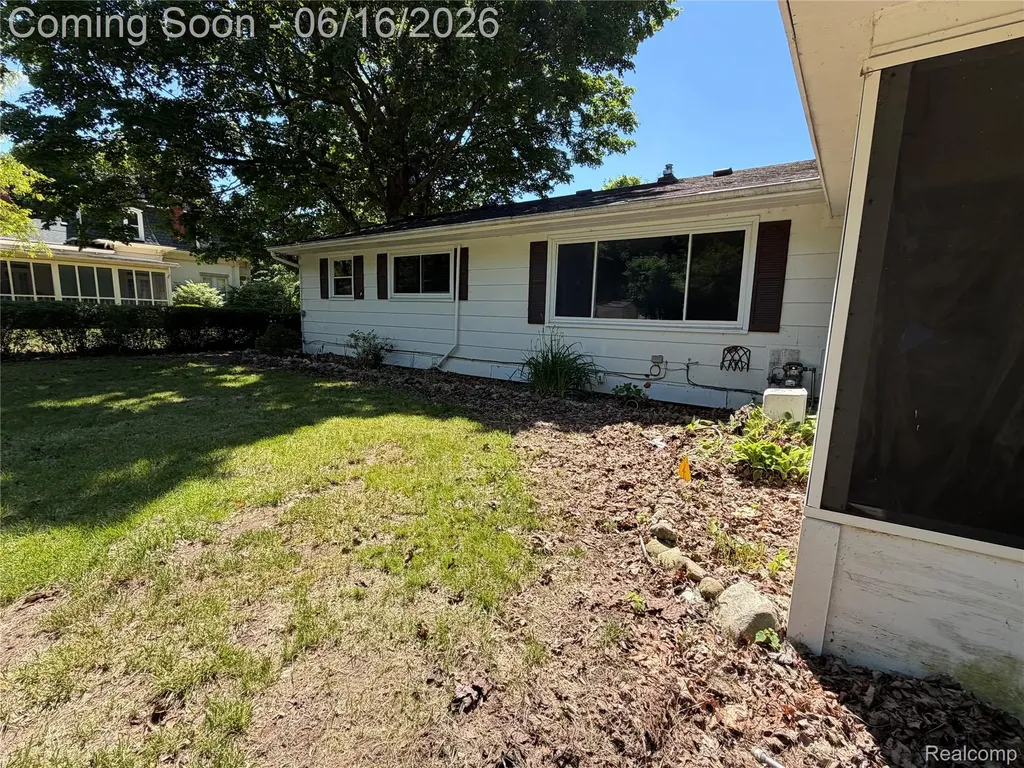 416 W Corunna Avenue Corunna City MI 48817